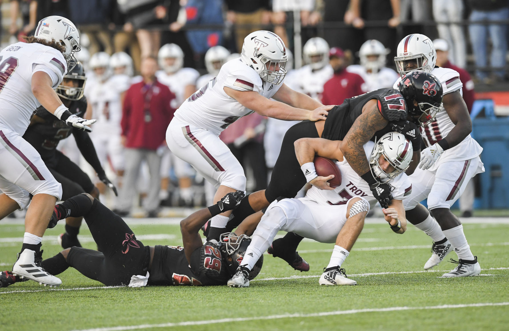 ACA.cajunsfootball6.112419